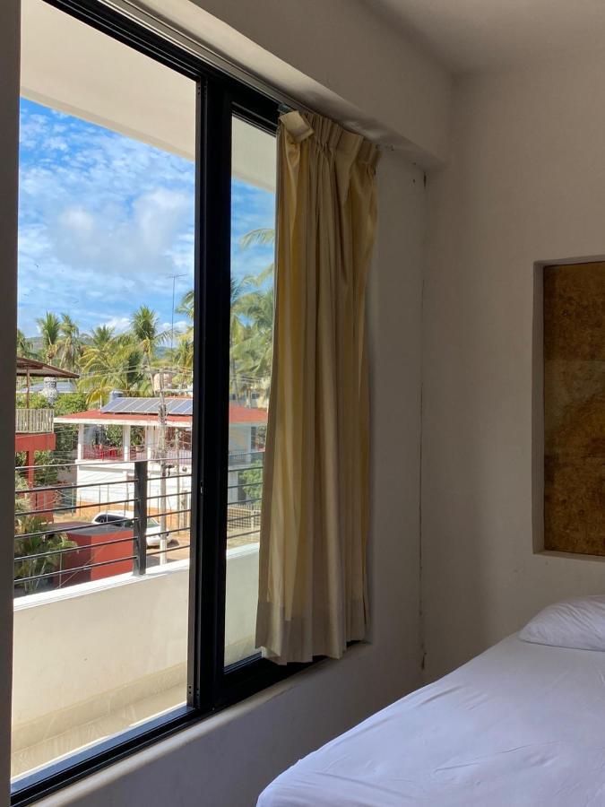 Kavali Hotel Los Ayala Bagian luar foto