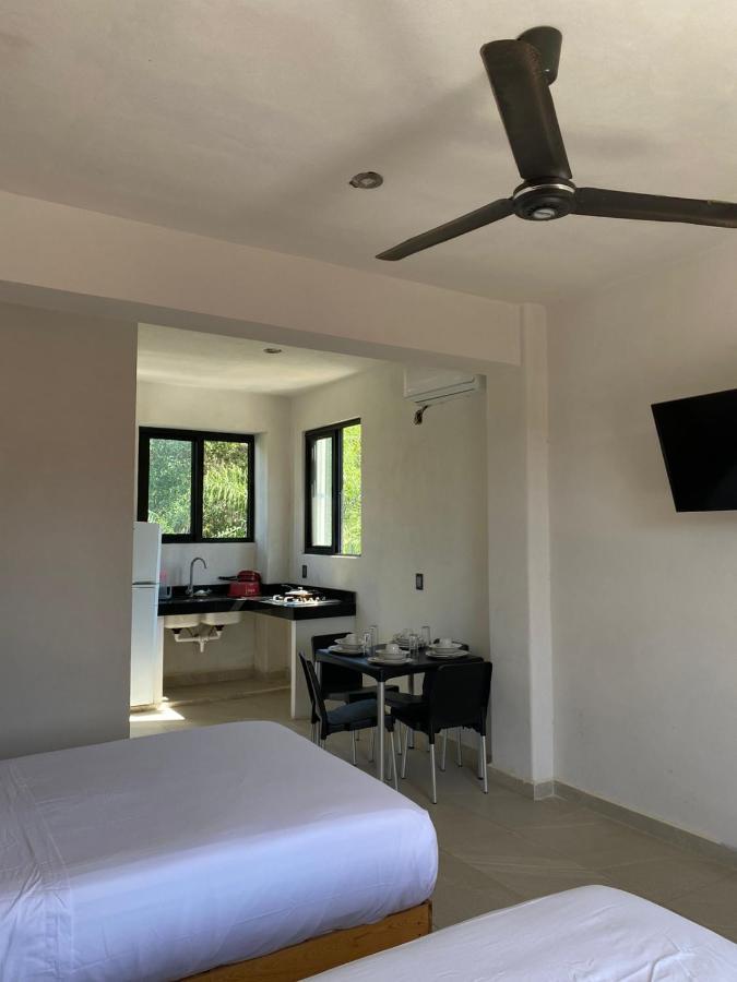 Kavali Hotel Los Ayala Bagian luar foto