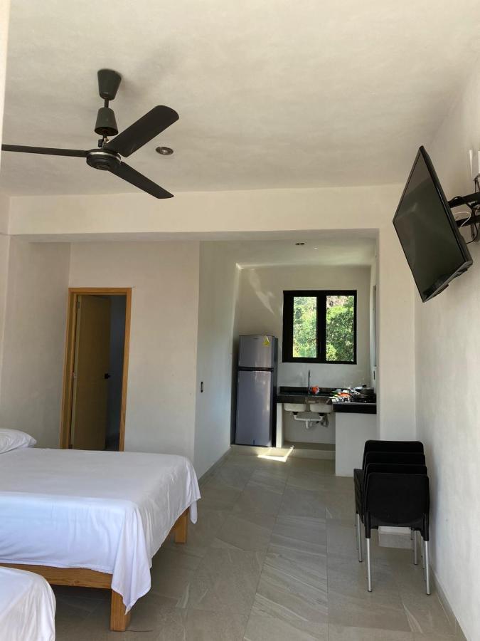Kavali Hotel Los Ayala Bagian luar foto